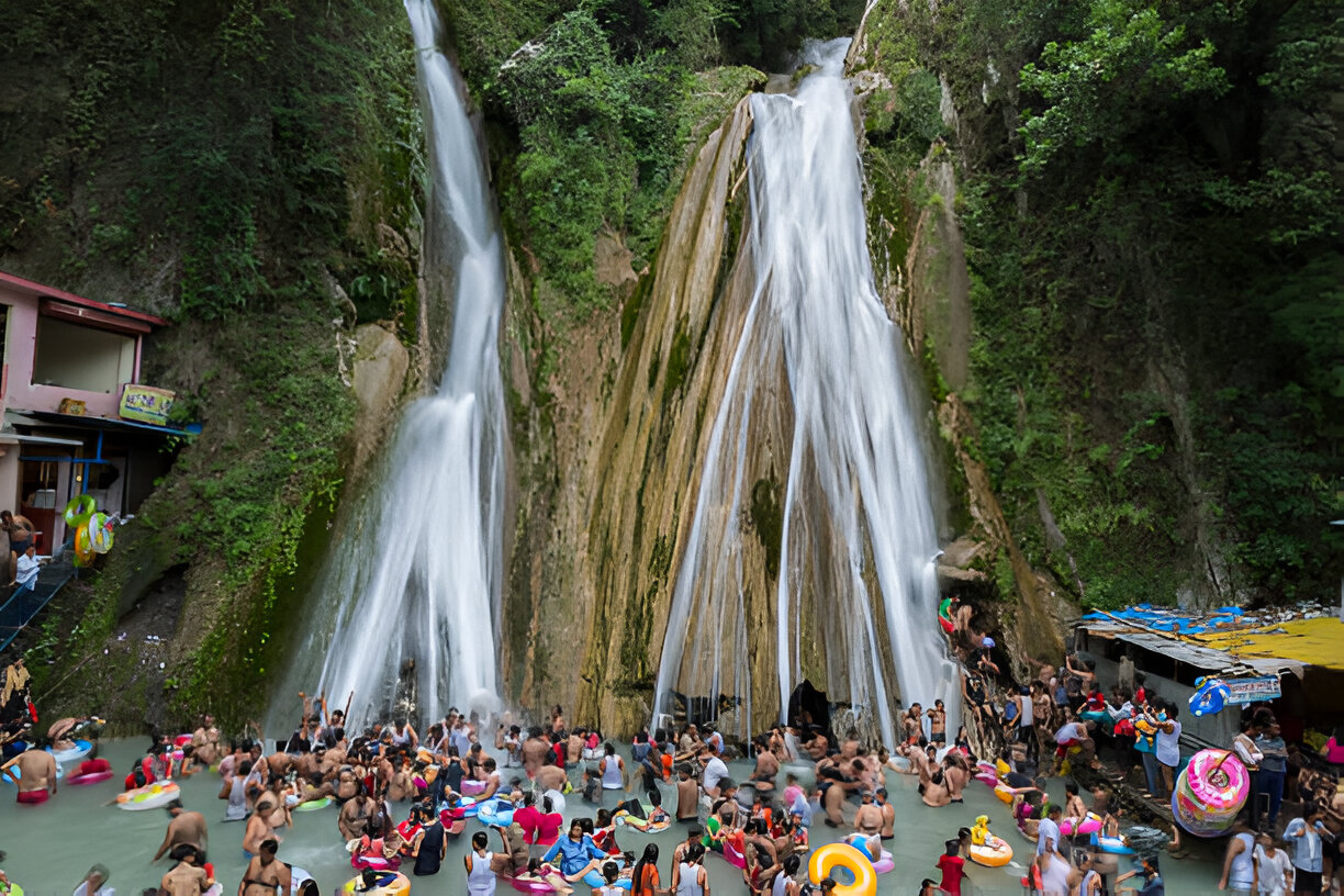 Kempty Fall, places to visit in mussoorie